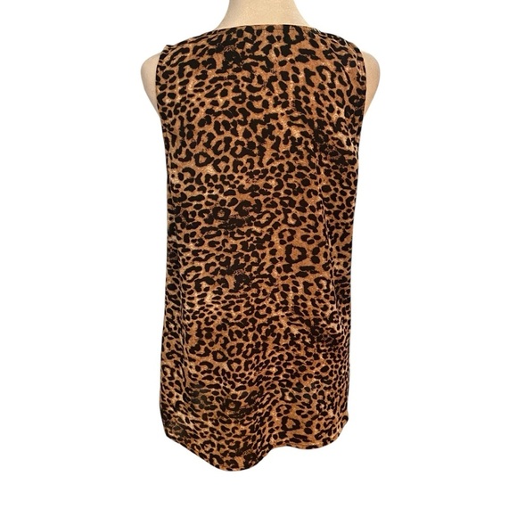 Daniel Rainn Women’s Leopard Print Sleeveless Top Blouse Size M Front Pleat Airy - Picture 3 of 7